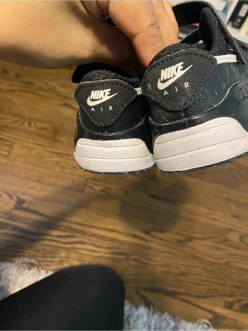 Nike easy velcro